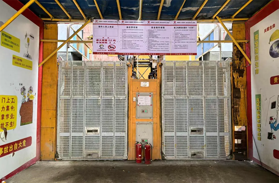 南昌市政建設(shè)集團有限公司緊急開展強對流天氣專項安全檢查，全面排查設(shè)備加固、用電安全、排水防澇及應(yīng)急物資，筑牢極端天氣施工安全防線
